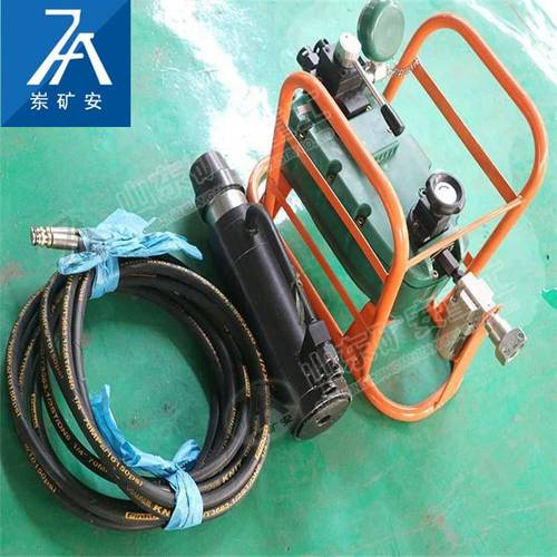 产品简介气动锚索张拉机具是由气动液压泵和张拉千斤顶组合而成